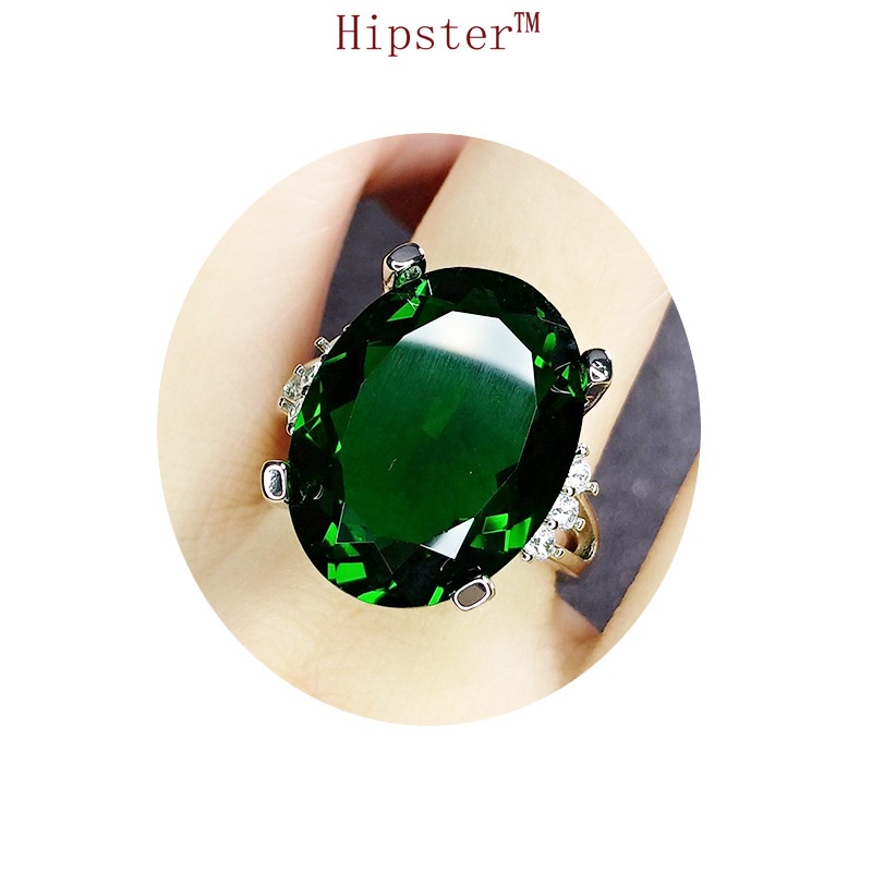 Best Selling Fashion Luxury Inlaid Emerald Ring