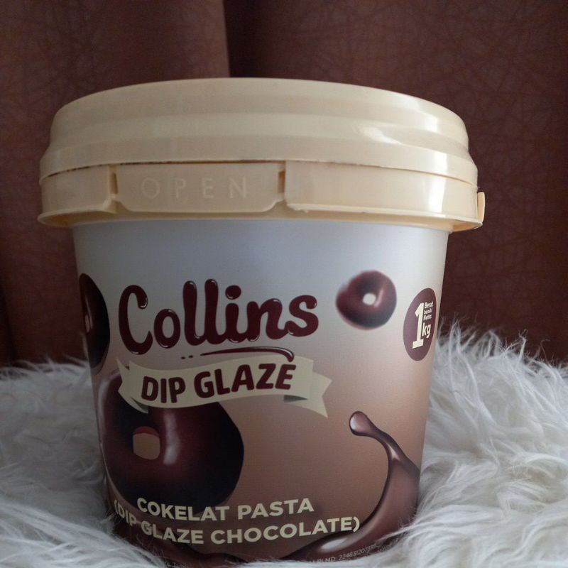 

COLLINS DARK