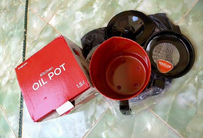 Saringan Penyaring Tempat Minyak Goreng Dapur Kitchen Oil Pot 1,5 Liter L Oilpot Maslon Maspion