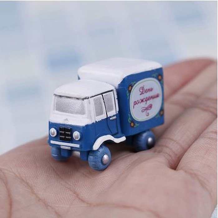 Miniatures - Mini Blue Truck