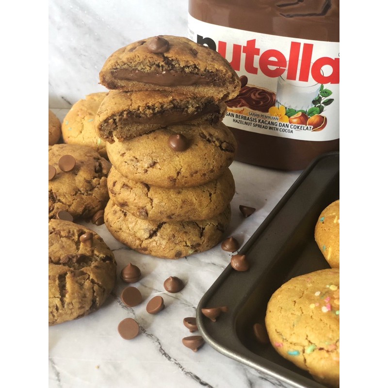 

Nutella Stuffed Cookies