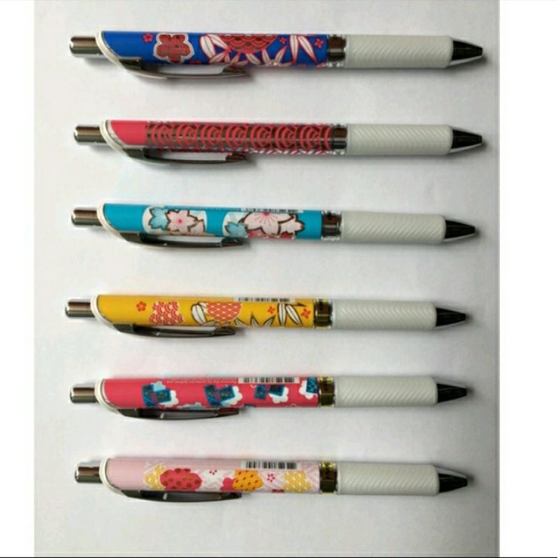 

Energel Pen ‘Pentel’. BLN 75 KW 0,5 mm tinta warna biru