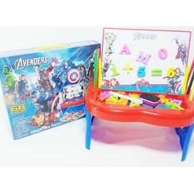 

Funny Studio Easel Avengers