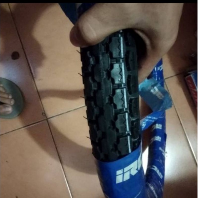 BAN LUAR NR6 250/17 RING 17 NR6 BL 250-17 NR6 IRC BATIK CLASIK