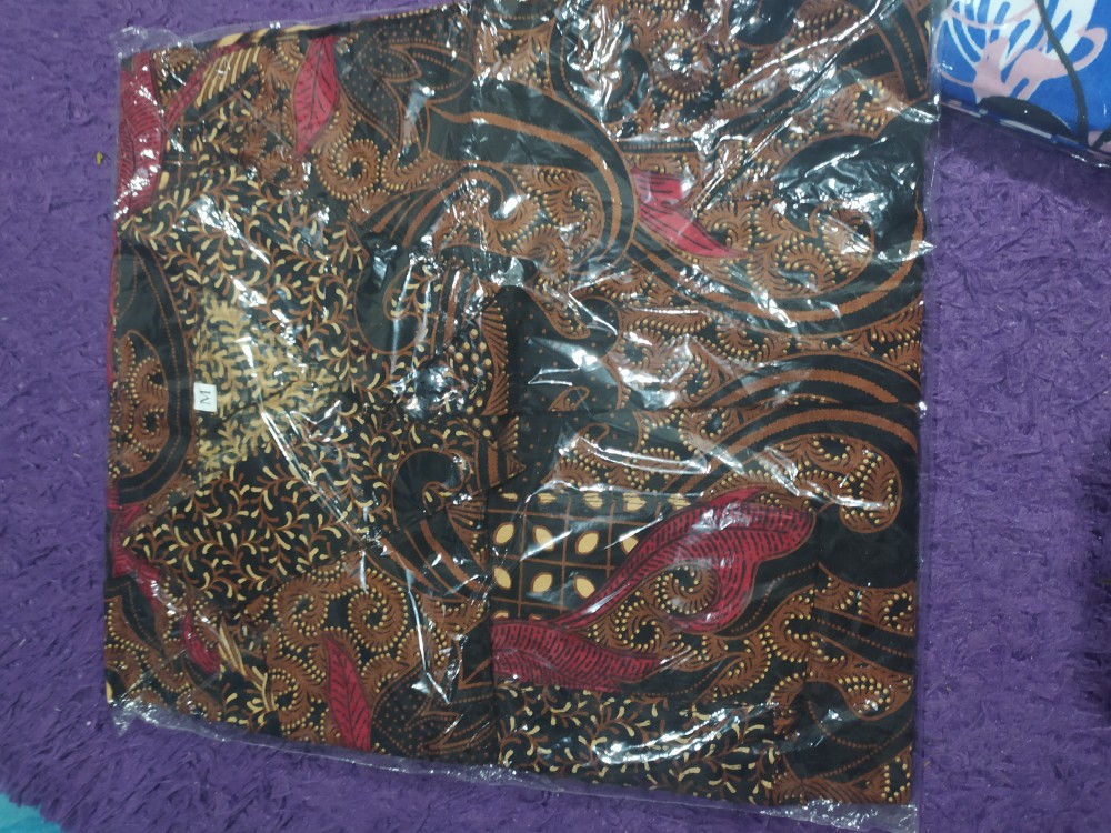 Atasan Pria Kemeja Batik Tradisional Lengan Panjang• Baju Batik Pria•batik Pria