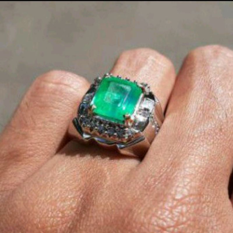 CINCIN BATU PERMATA ZAMRUD CHATAM RUSIA CUTIING OKCTAGON EMERALD BERYL