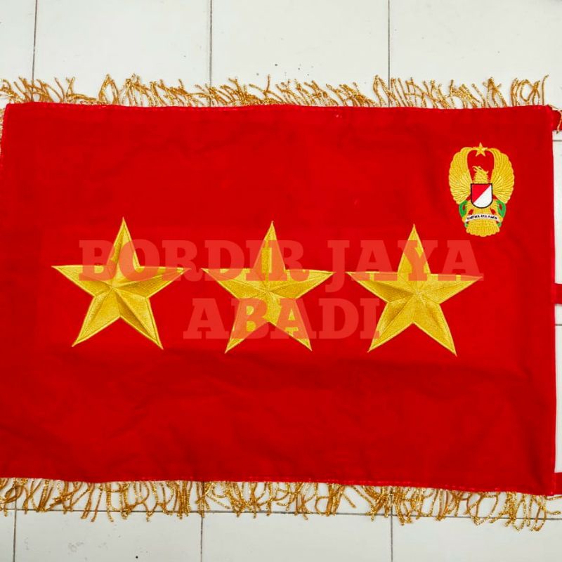 Bendera Pataka Rapati TNI AD bintang tiga