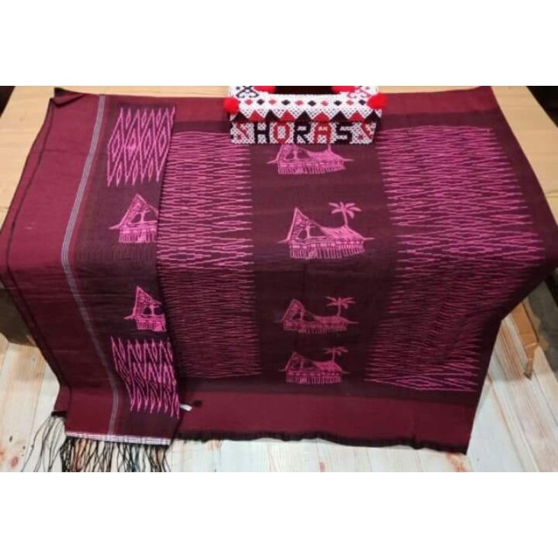 Sarung Lilit dan Selendang Sibolang Rasta Sopo-4
