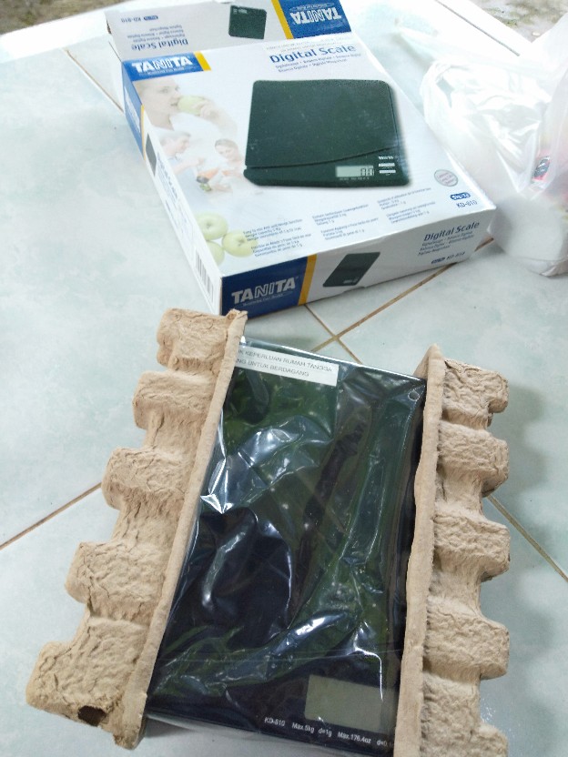 Tanita Kd 810 /811  Timbangan Digital Kapasitas 5 Kg