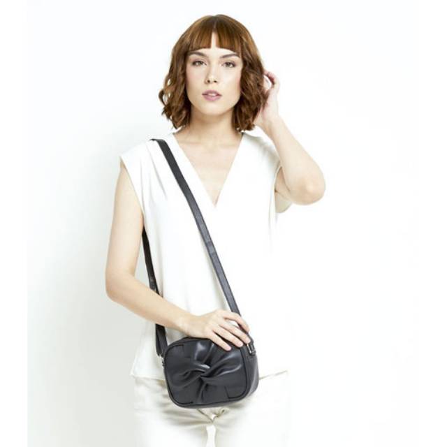 TAS CERVILA MURAH TERBARU BY SOPHIE PARIS SIMPEL KECE SLINGBAG WANITA TERMURAH WARNA HITAM ANGGUN