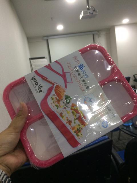 Yooyee Kotak Makan Grid Bento Lunch Box 3 Sekat Anti Bocor  - Packing Bubble Dan Karton