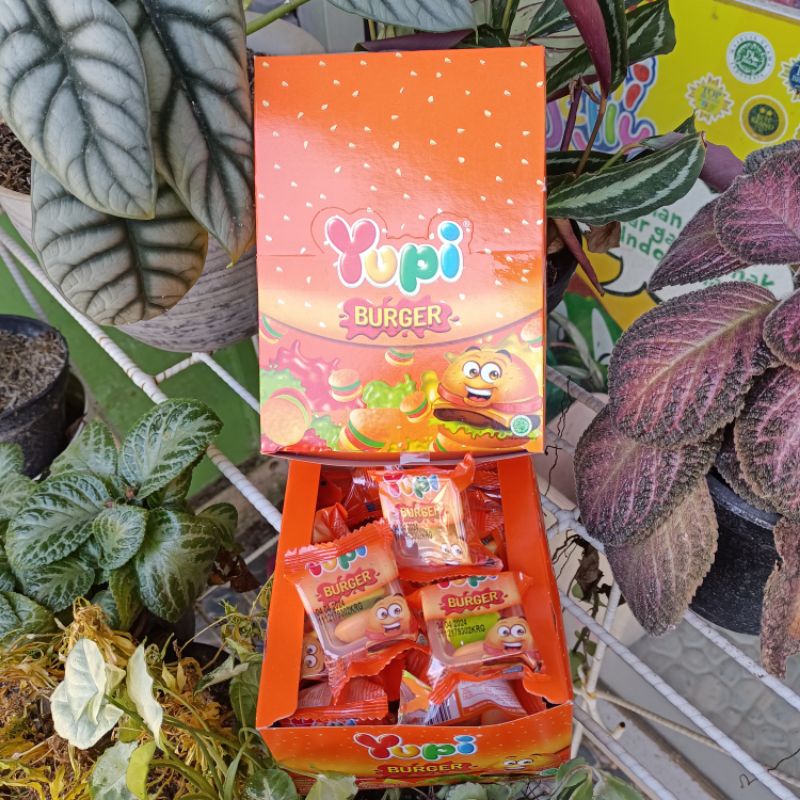 PERMEN YUPI  BOX ISI 24PCS