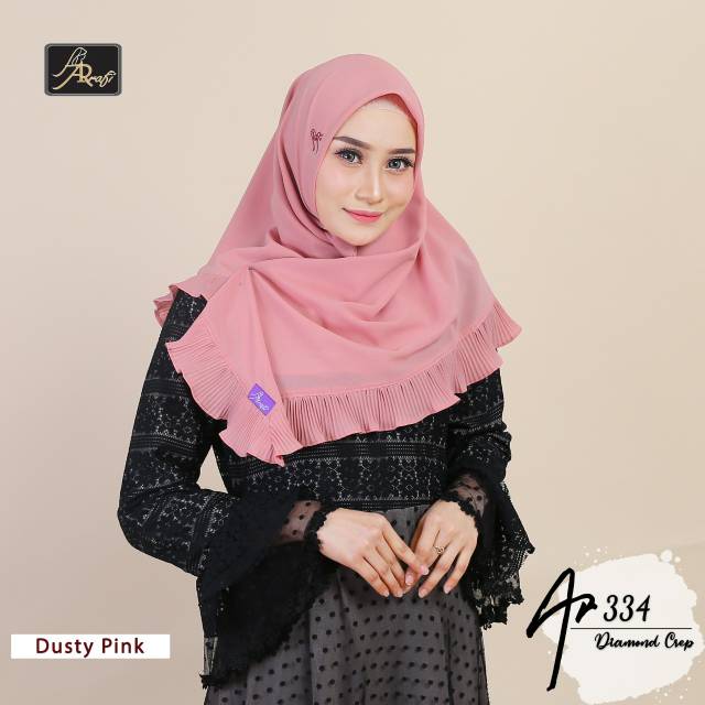 Segi empat plisket ori hijab arrafi