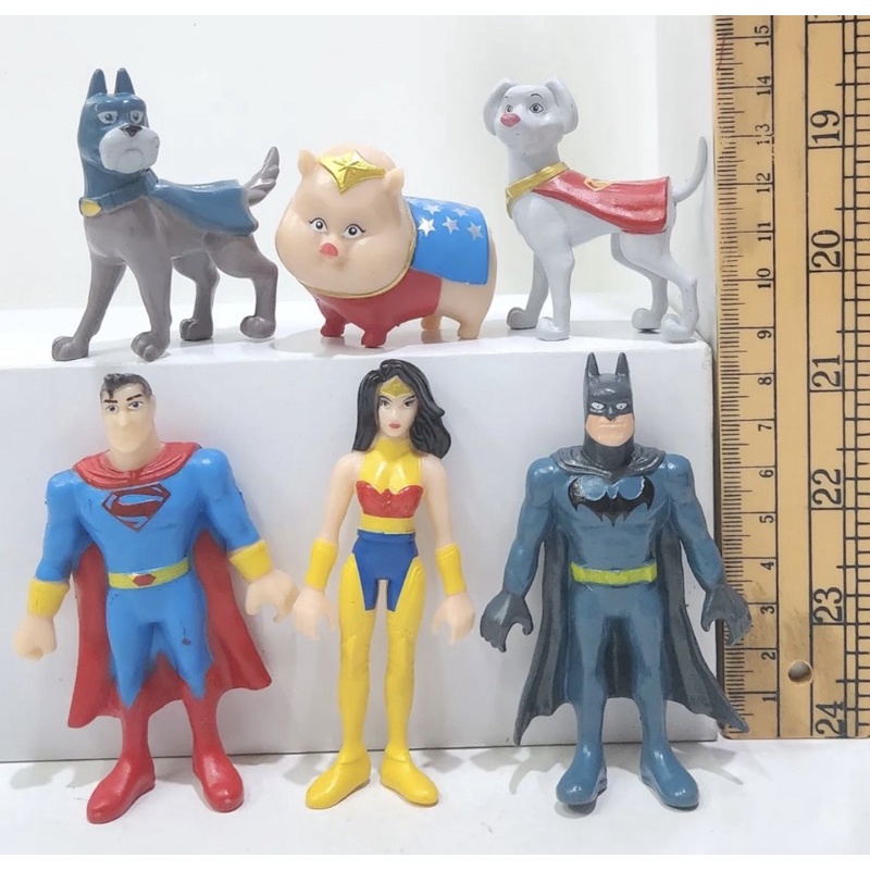 action figure dc super hero and animal set