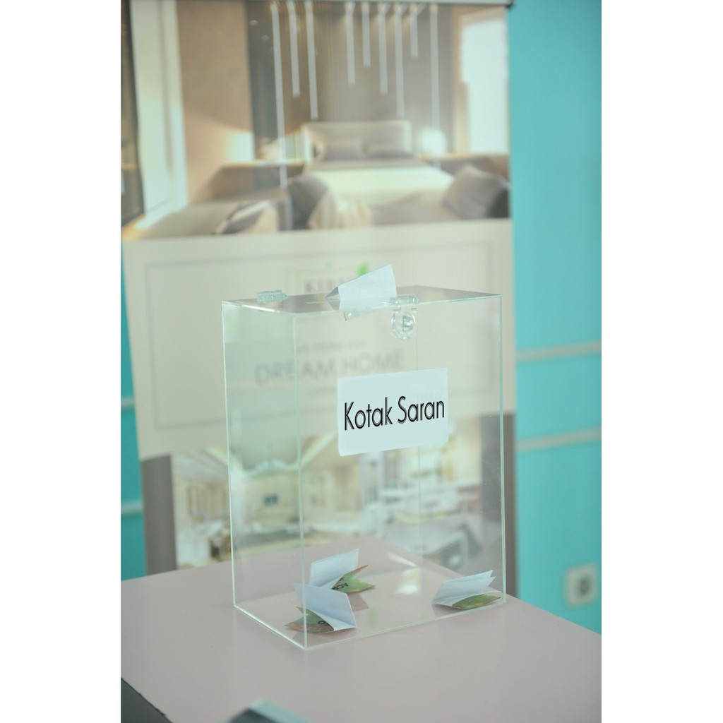 

Kotak Saran Akrilik
