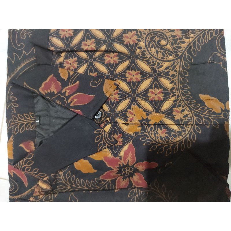 CENDRAWASIH SM HITAM KEMEJA BATIK PRIA SOLO LENGAN PENDEK LAPIS FURING ATASAN BATIK PREMIUM KATUN HALUS Aji Luwung Lesmana Lakeswara Peksi Tarung Prabu Sekti BIMA PEKSI BAMBU WIBOWO COKLAT PROBOSETO PARANG MIRING MERAK MERAH HUSADA BUNGA BERJAYA UKAIL KLA