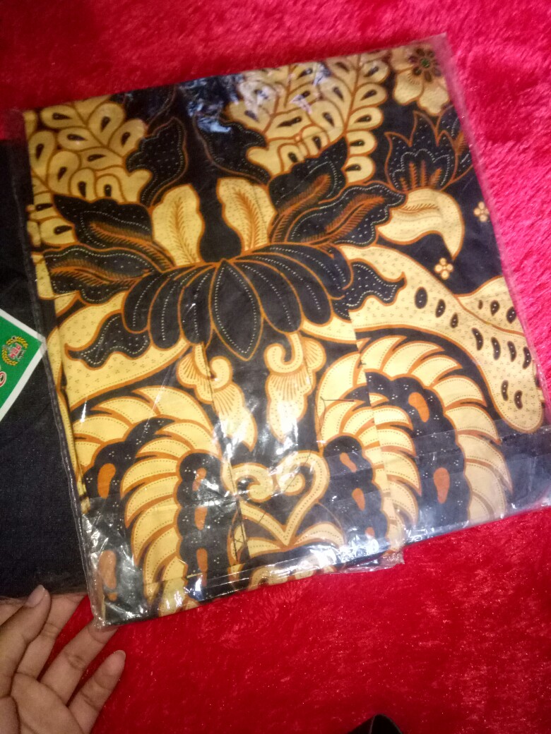 Maura Couple - Sania Ruffle Batik Couple
