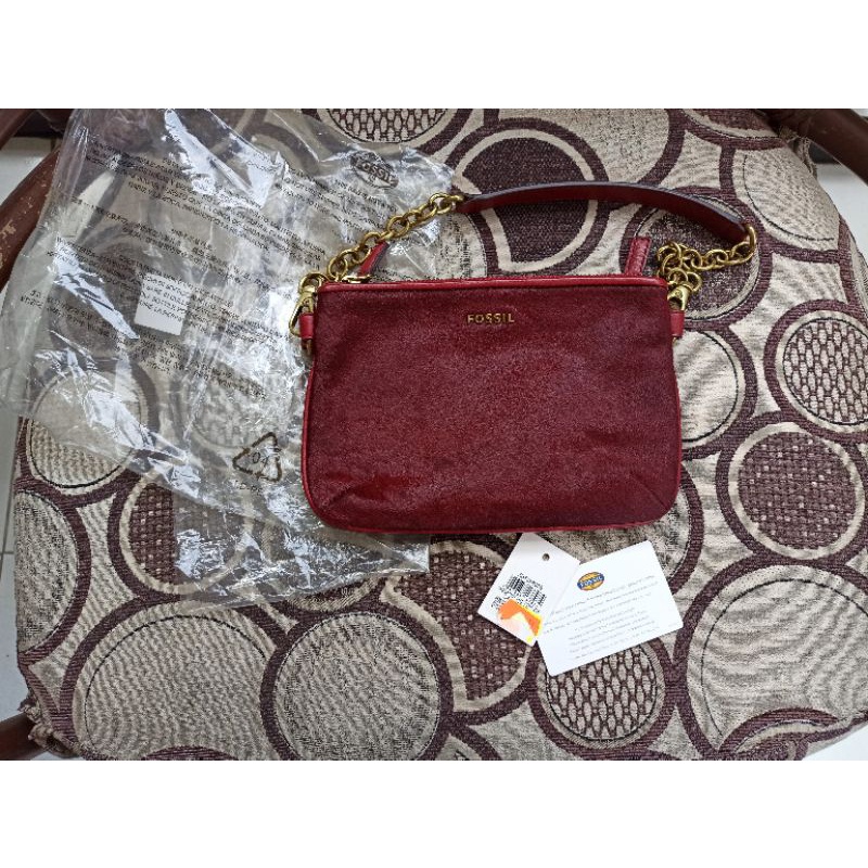 Preloved Tas Clutch Fossil Memoir HC Top Zip Warna Cranberry ZB5396608