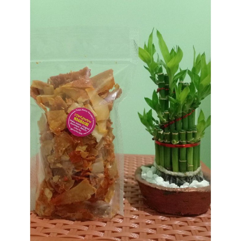 

KRIPIK SINGKONG PEDES MANIS