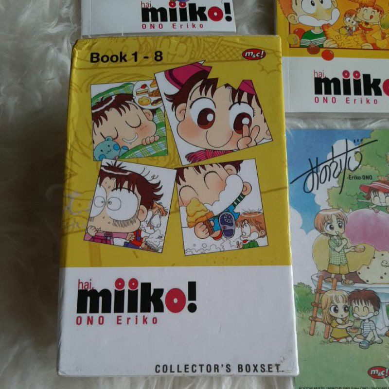 Hai Miiko Komik Set (6 FREE 1 + Shikishi)