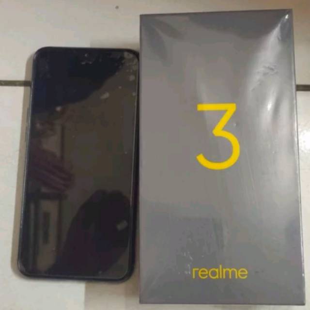 REALME 3 RAM 4 GB ROM 64 GB (SECOND)
