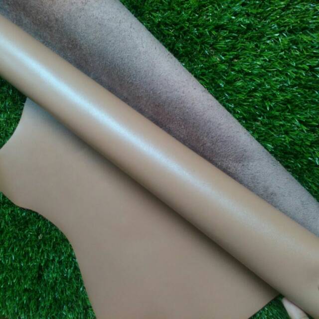 

Kulit sapi lembaran fullgrained warna krem