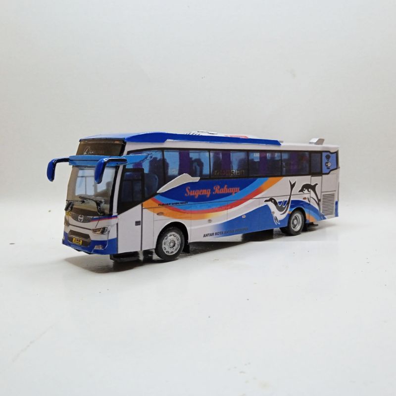 Miniatur bus SUGENG RAHAYU body newDiscovery