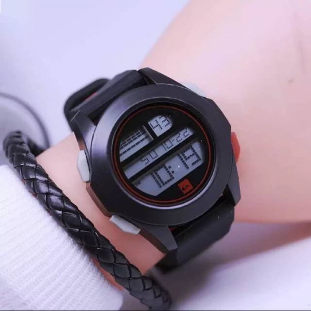 Jam tangan quick silver