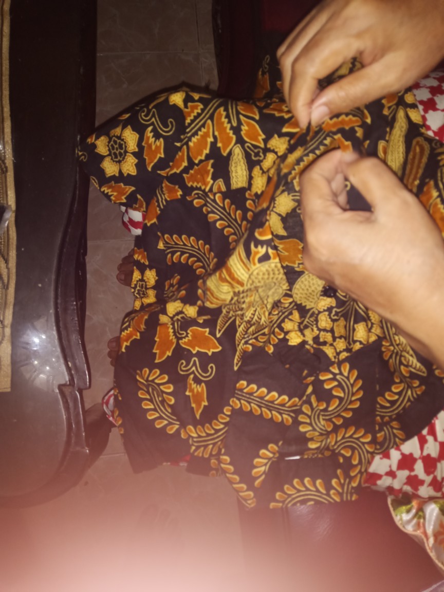 Batik Couple Keluarga Sania Ruffle Ori Ndoro Jowi Dnt Motif Pari Ngadek
