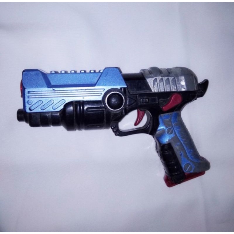 Pistol Transformers besi