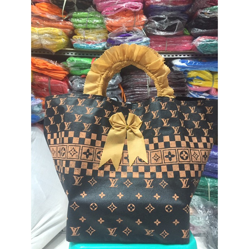 tas hajatan Renda LV warna2i uk.22x22