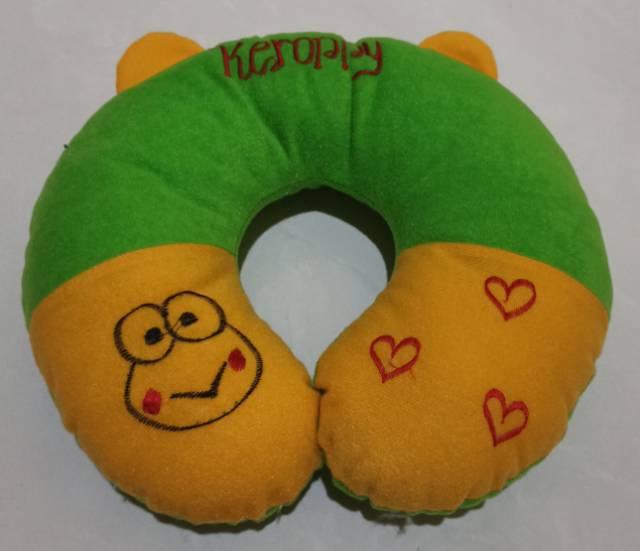 Bantal leher karakter bordir komputer