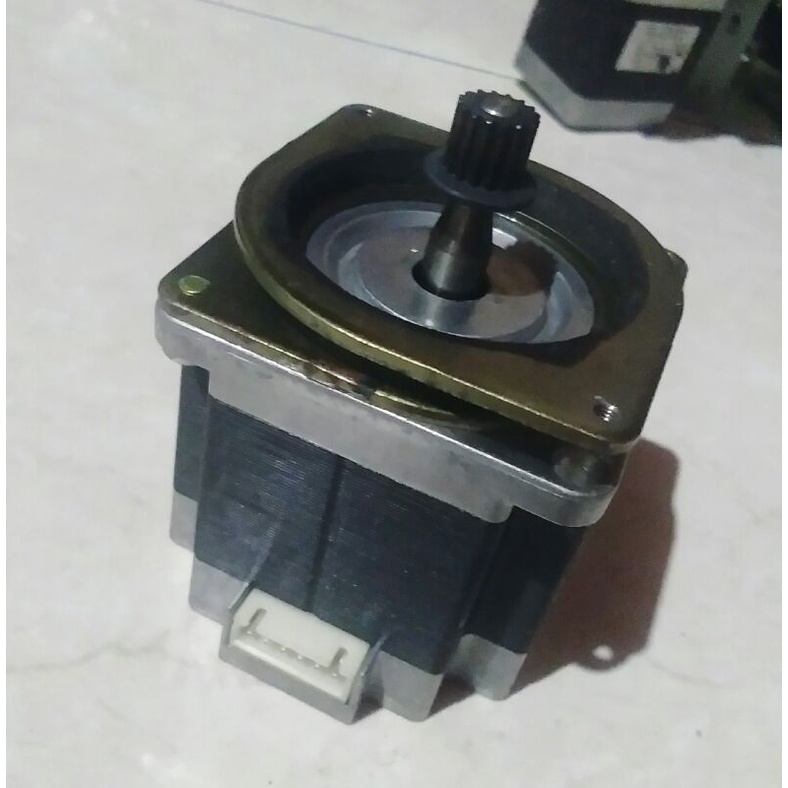 Minebea motor stepper 23KM - K346 - P1V  2,3A MADE IN THAILAND