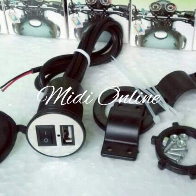 Casan Hp Motor - Charger Handphone Di Aki Motor - Casan Handphone Aki
