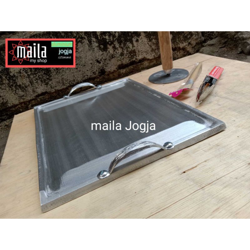 Set membuat kue hotteok Korea wajan alat press penekan penjapit kuas
Set berisi 
1 wajan list tebal 