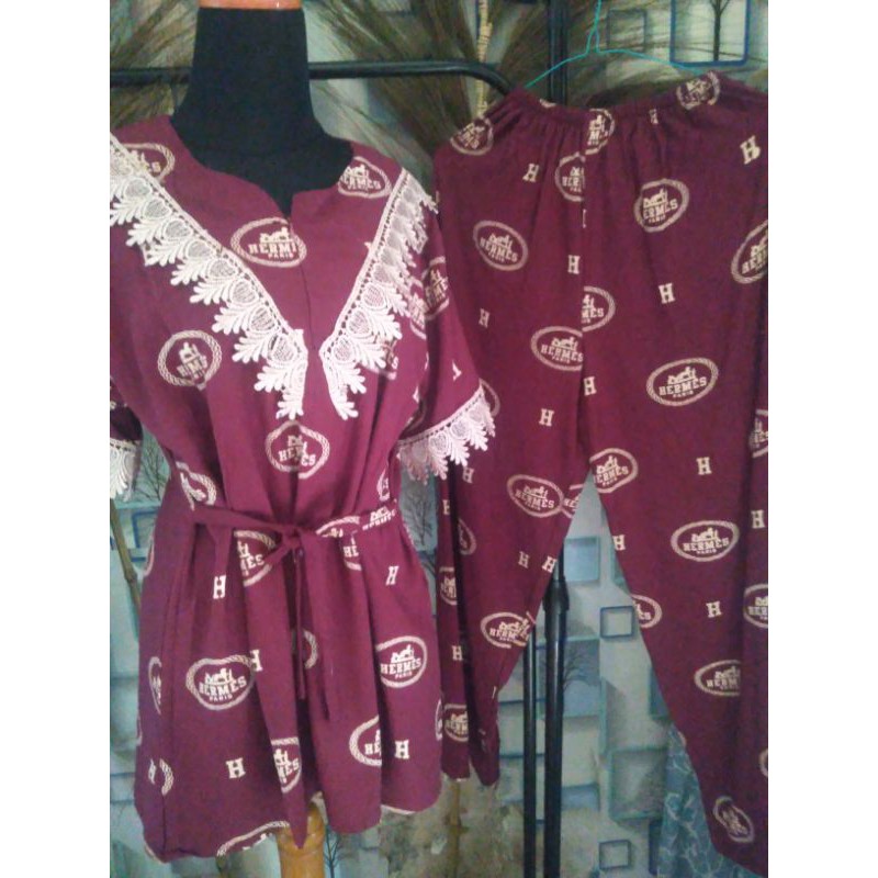 set celana Hermes renda