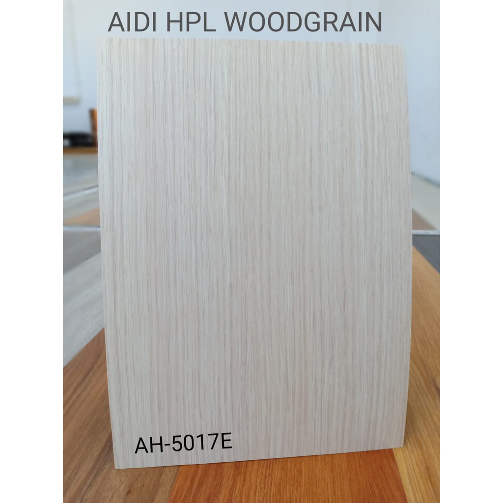 AH 5017E RICK OAK HPL AIDI HPL URAT KAYU HPL WOODGRAIN HPL SERAT KAYU HPL AIDI HPL AIDI 5017 E