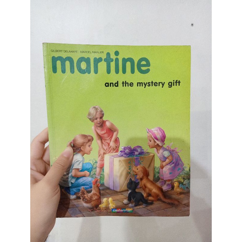 Buku Tini Martine and The Mystery Gift
