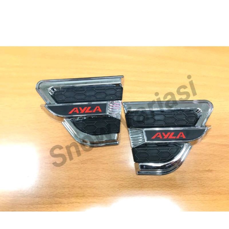 Side Vent Air Flow Daihatsu Ayla Activo Merah Putih