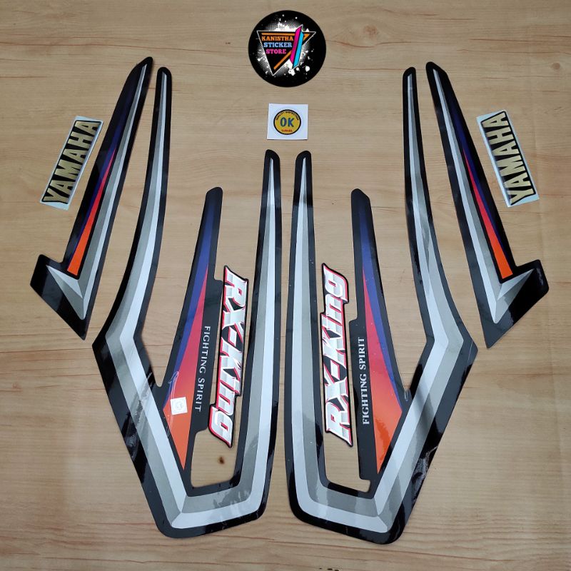 striping yamaha rx king tahun 2001 hitam , satu set emblem rx king dan satu set emblem yamaha terbai