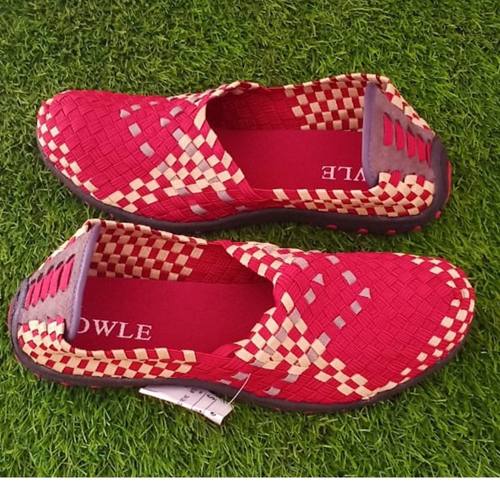 Sepatu Wanita Rajut Owl Maroon