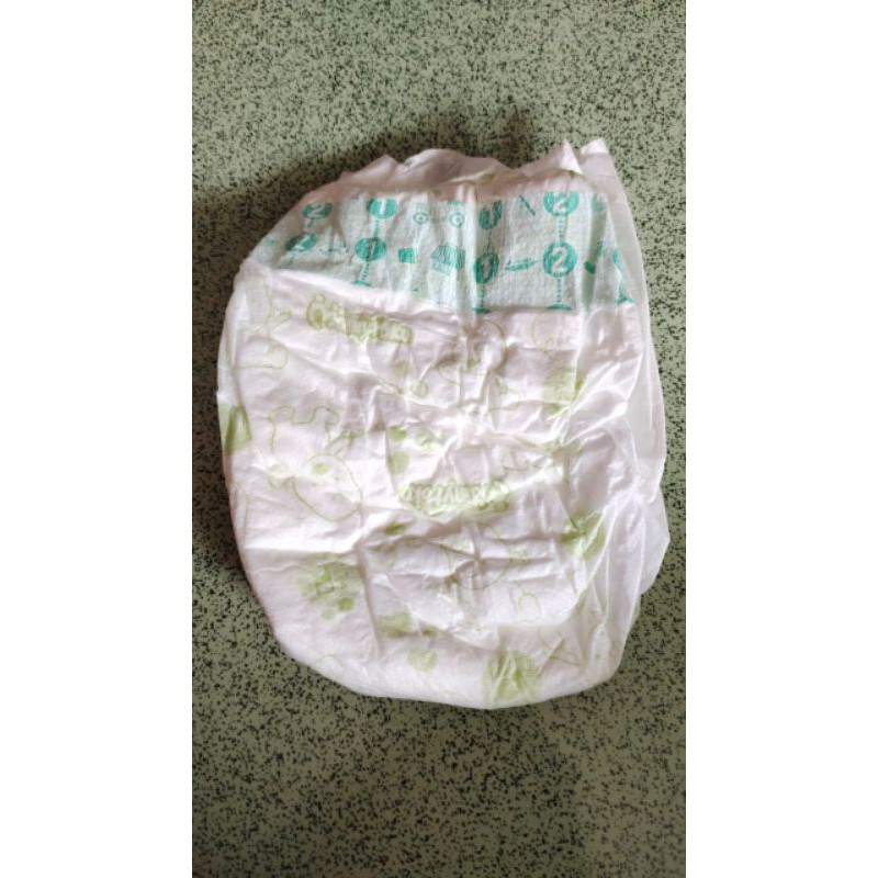 Pampers mamy Poko repack perekat new born bayi baru lahir