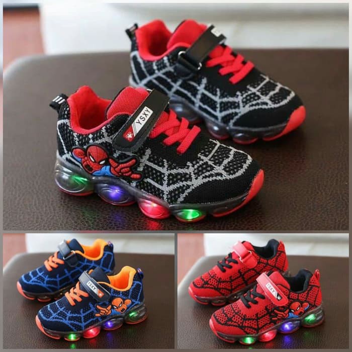 Plazababyku HERO WEB Sepatu Sneakers AnakVelcro Gambar Super Hero Dengan Lampu LED sepatu anak lampu