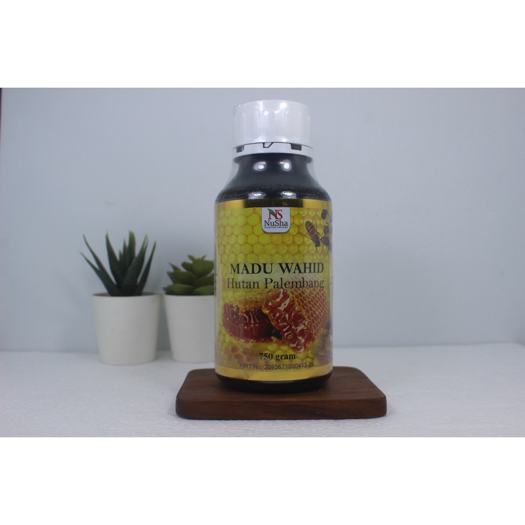 

Madu Hutan Murni Palembang isi 750 gram 100% Original / Madu Wahid Hutan Murni