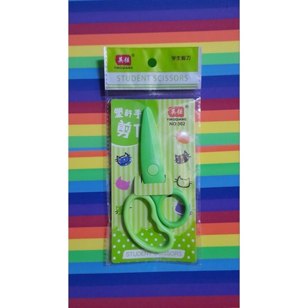 

Gunting Anak Gunting Motif Gunting Zigzag ( 1 buah )