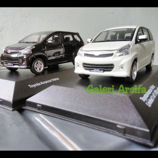 avanza diecast