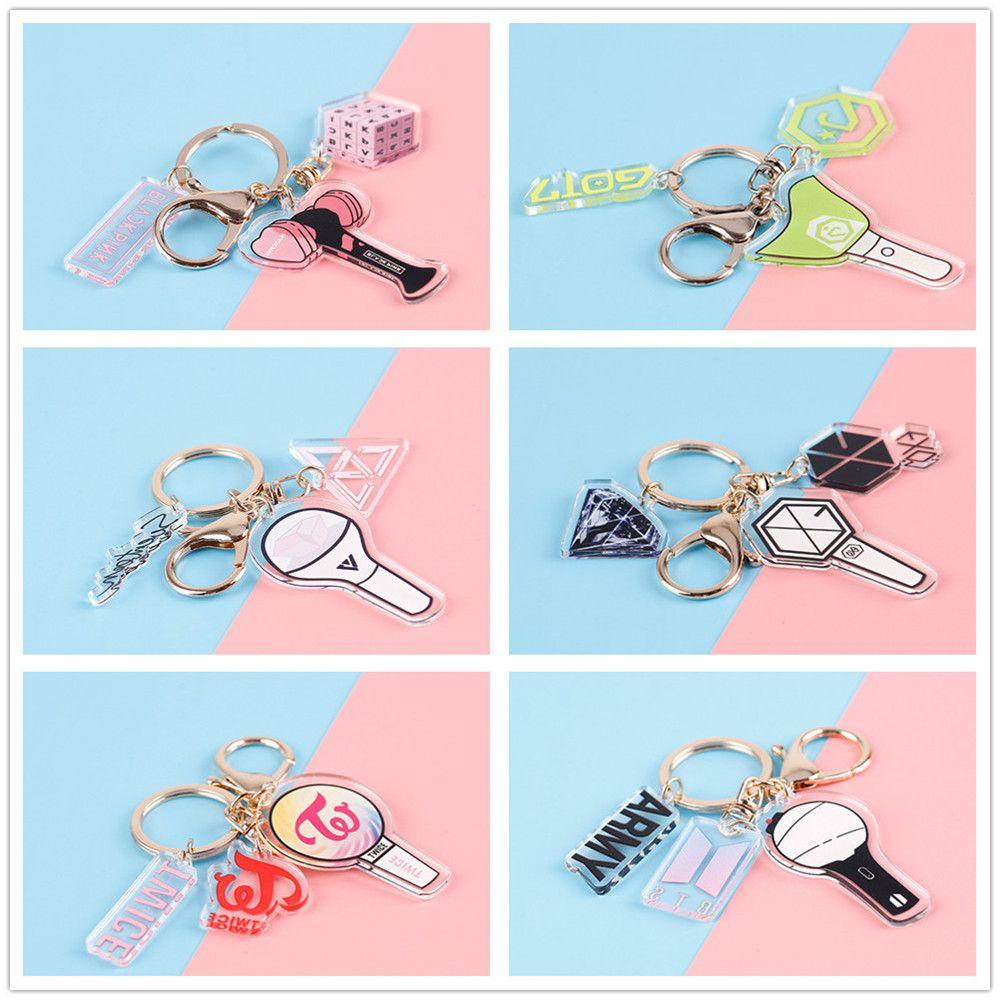 Preva Gantungan Kunci New TWICE Gift Akrilik