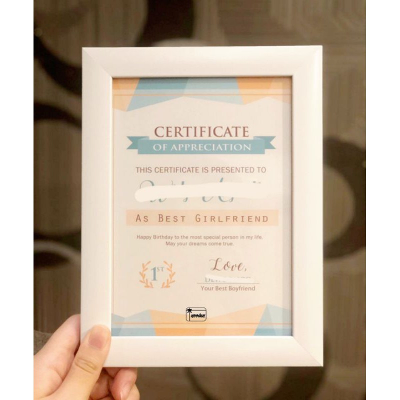 [SEHARI JADI] FRAME CERTIFICATE SERTIFIKAT BEST BOYFRIEND WISUDA KAYU FOTO 5R CUSTOM GIRLFRIEND MENTOR MOM DAD | Kayu Bingkai Unik | Hadiah Graduation Sidang Lulus Sekolah Perpisahan | Kado Pacar Wisuda Ultah Anniversary-Warna warni