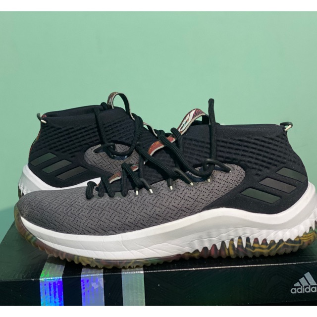 Adidas Damian Lillard Dame 4 “Tribal Print”