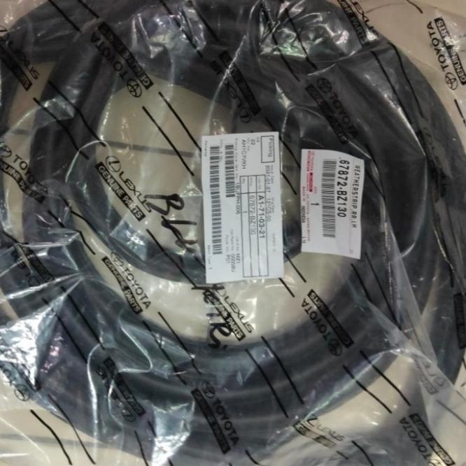 Sparepart Mobil Karet Pintu Tengah Original Toyota Avanza Xenia Thn 2012 Sp 2015 New Produk Rekomend